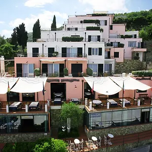 Aparthotel Borgo San Sebastiano, Bergeggi